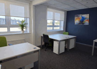 External, 4 desk office